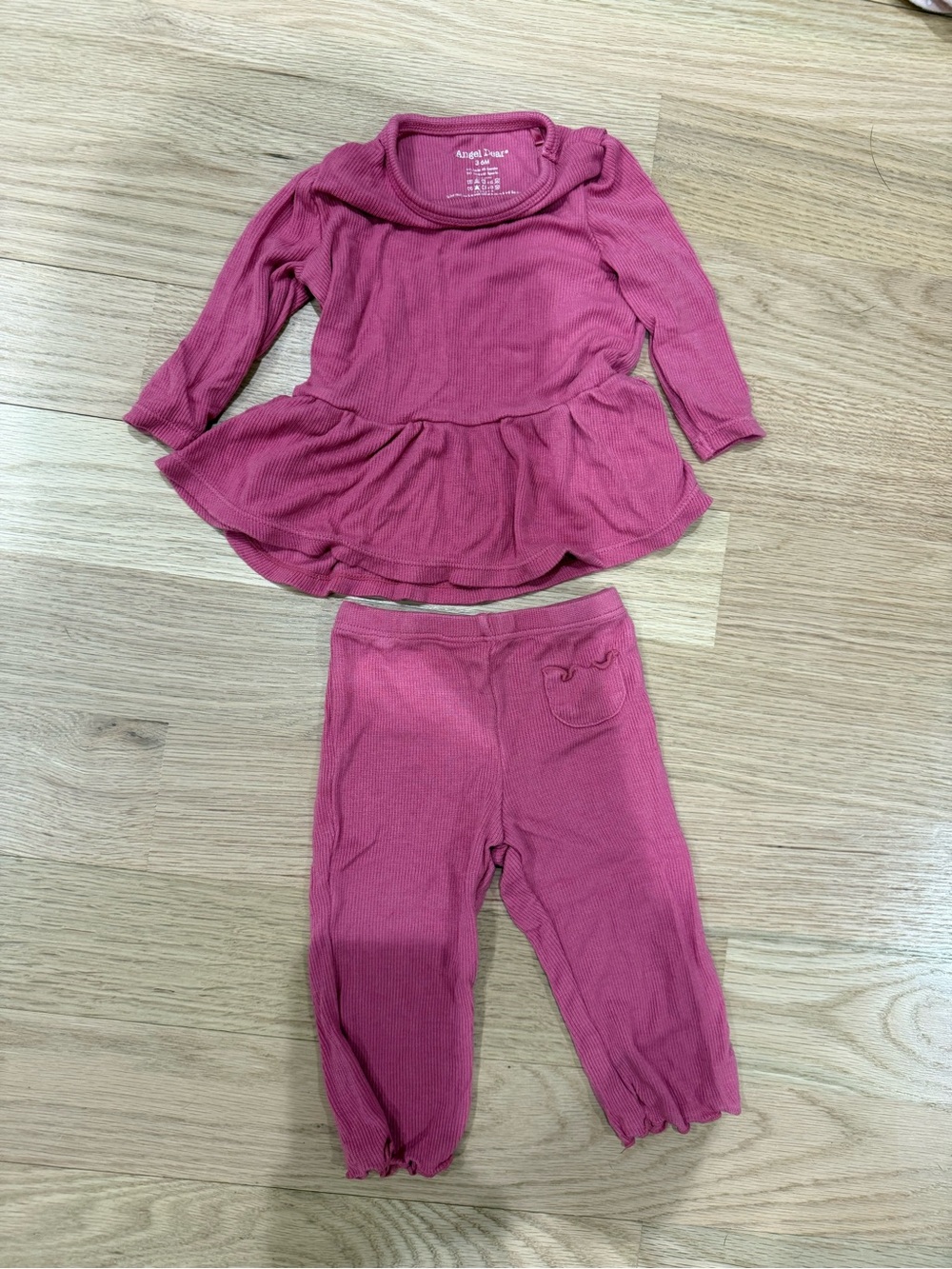 Angel Dear set of 4 baby girl outfits 3-6mo